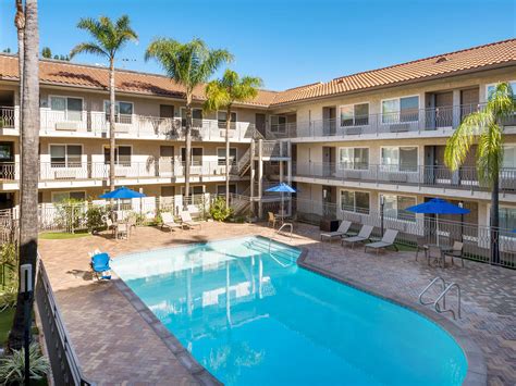 simi valley holiday inn express